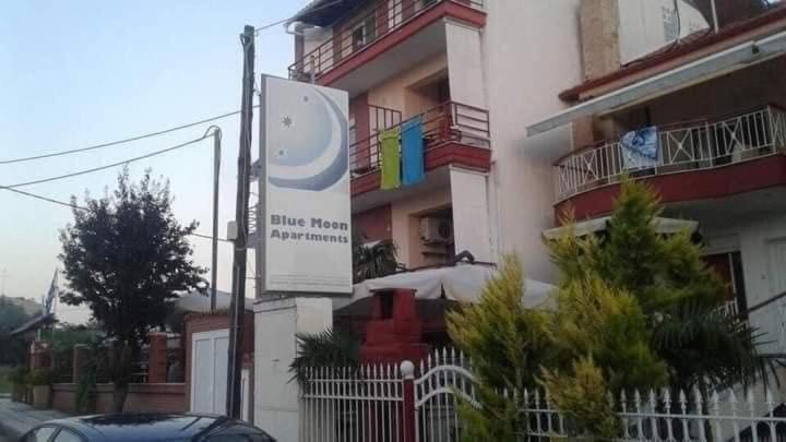 Blue Moon Accommodation Michaniona Exterior foto