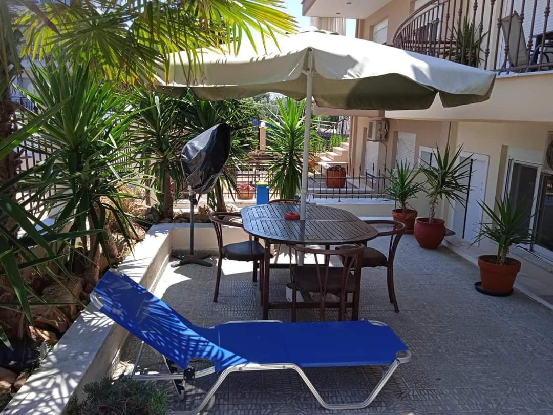 Blue Moon Accommodation Michaniona Exterior foto