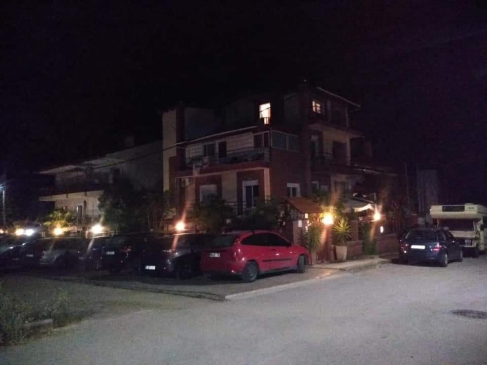 Blue Moon Accommodation Michaniona Exterior foto