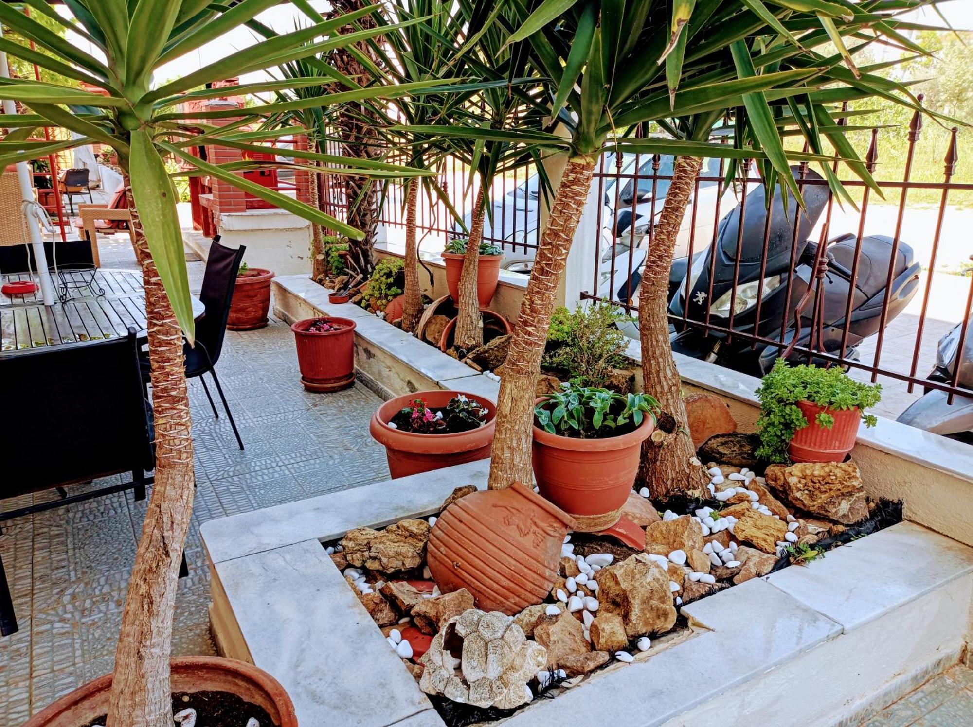 Blue Moon Accommodation Michaniona Exterior foto